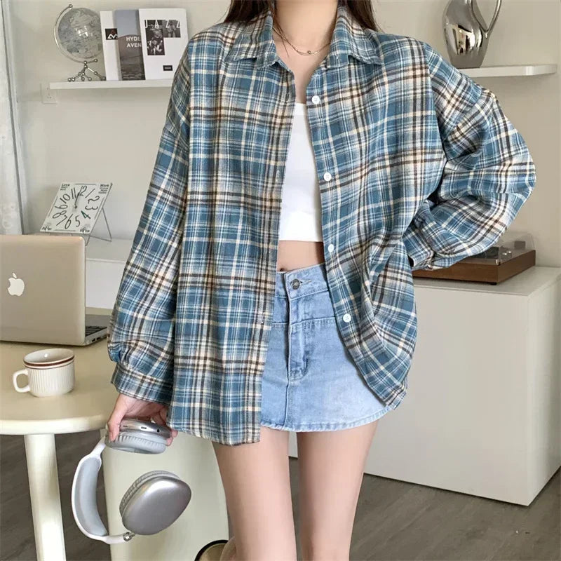 Black Flannel Shirt for Women Long Sleeve Collared Button-Up Tartan Plaid Shirt Jacket Teen-girl Casual Everyday Outfit