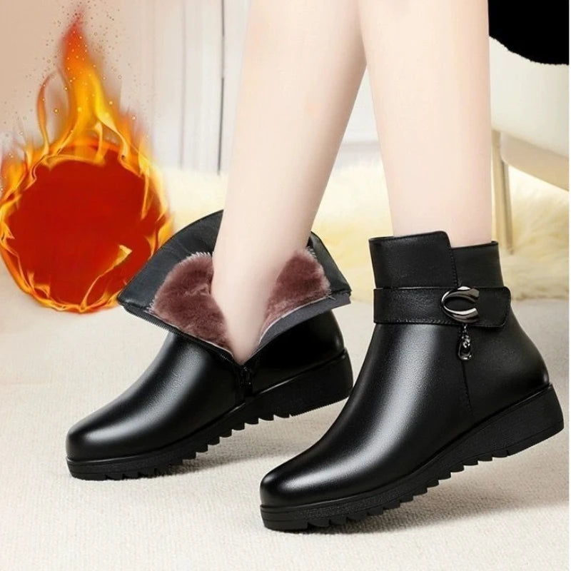 Leather Women Boots 2024 Winter Thick Wool Lined Genuine Leather Women Snow Boots Large Size Women Winter Shoes