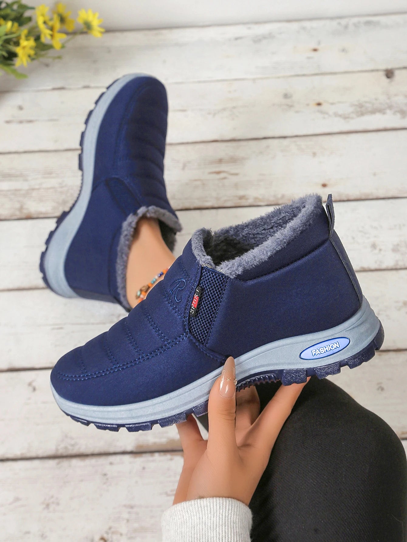 Couple shoes, men's and women's casual shoes, warm, fleece, thickened, anti-slip, lightweight snow boots with free shipping