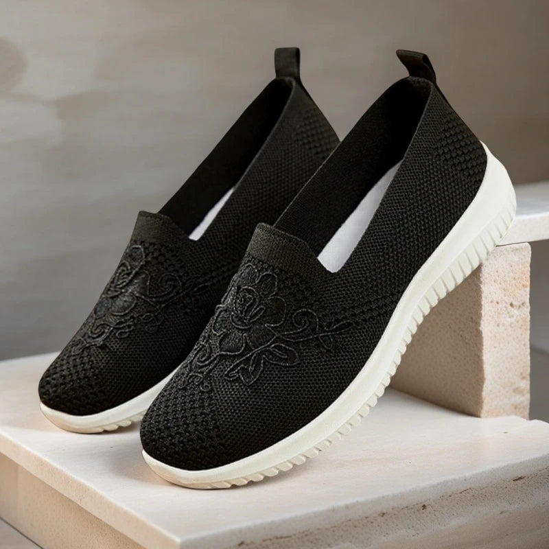 Women's Slip-On Knit Mesh Loafers Lightweight and Comfortable Breathable Mesh Walking Shoe Casual Embroidered Flat Loafers