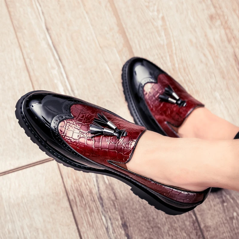 Men's loafers, fashionable low cut breathable formal shoes, comfortable anti slip business wedding party shoes