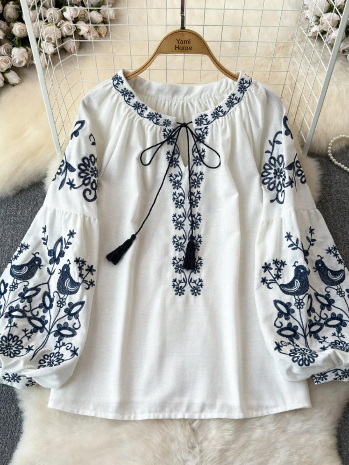 Retro Ethnic Sle Long Sve round Ne Loose irt Women's Doll Top Commute Sle Korean Version Embroidered Faionable