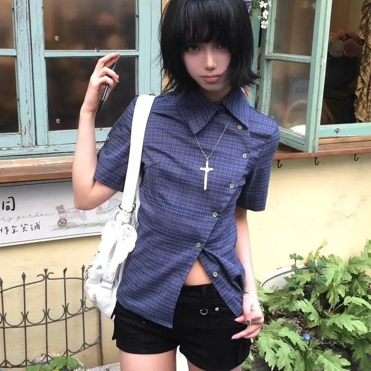 Genayooa Vintage Plaid Casual Shirt Women Short Sleeve Y2k Tops Japanese 2000s Summer Shirt Irregular American Retro 90s Tshirts
