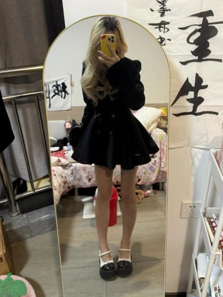 Winter Hepburn Black Fur Collar Woolen Coat French Style Vintage Blends Slim Mid-length Outwear Elegant Lolita Warm Outfits 2025