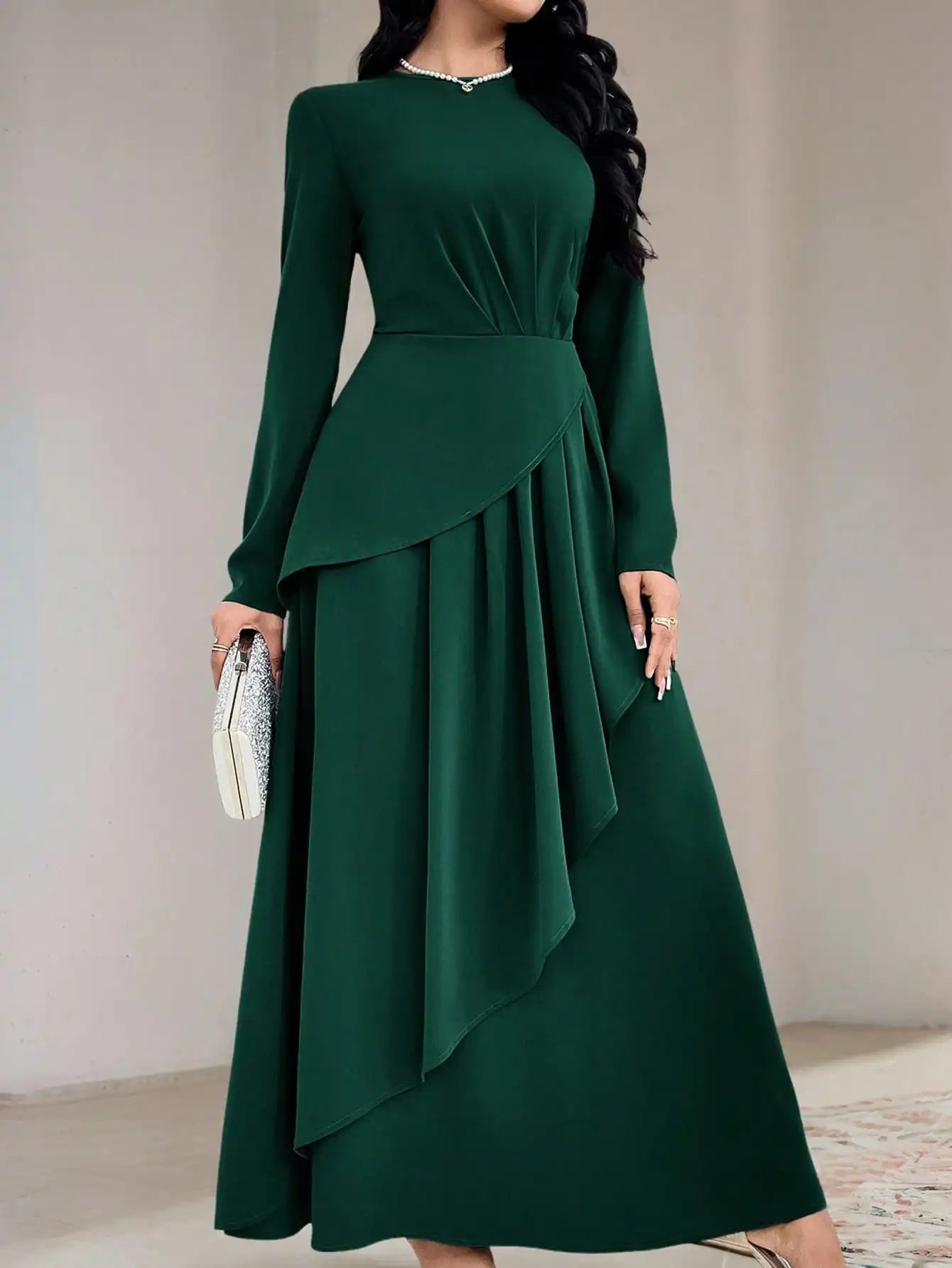 Women's Sage Green Round Neck Long Sleeve Asymmetrical Pleated Maxi Dress