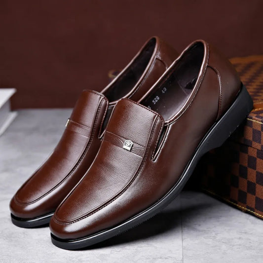 Men's casual leather shoes with soft soles for business formal wear - one-piece loafers