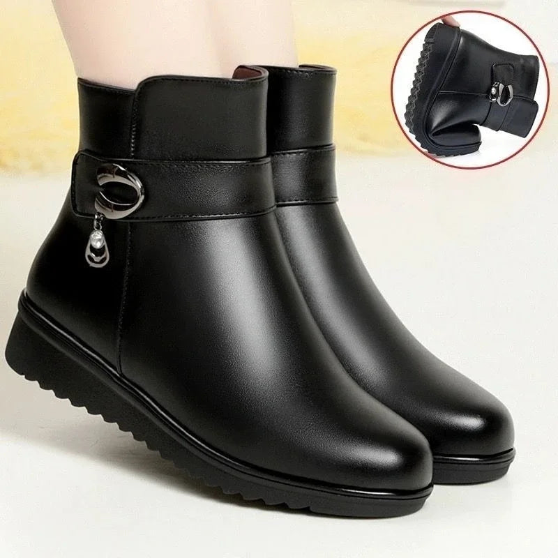 Leather Women Boots 2024 Winter Thick Wool Lined Genuine Leather Women Snow Boots Large Size Women Winter Shoes