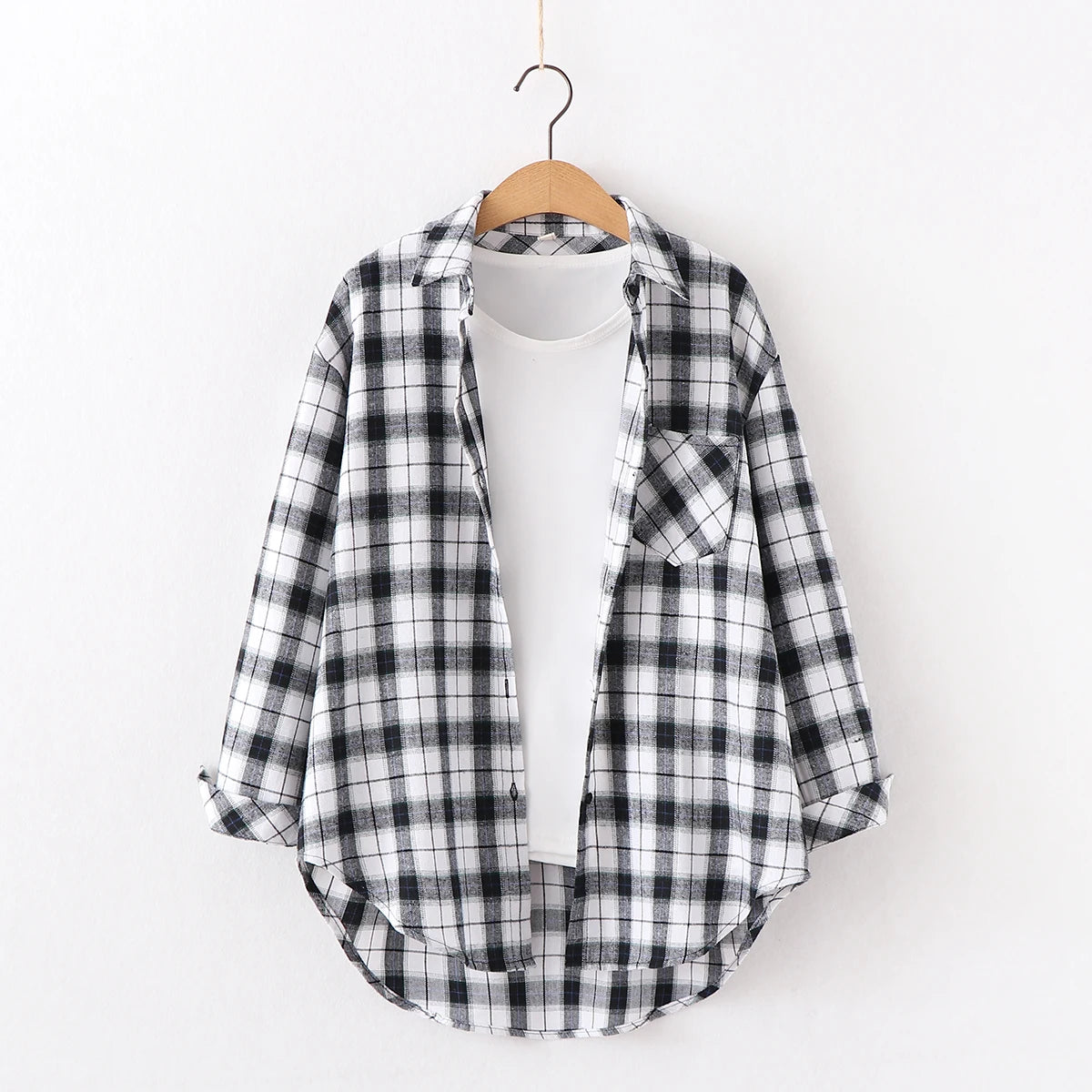 Fresh Flannel Plaid Shirt Women 2025 New Female Blouses and Tops Cotton Loose Long Sleeve Casual Shirts Fine Women's Clothes