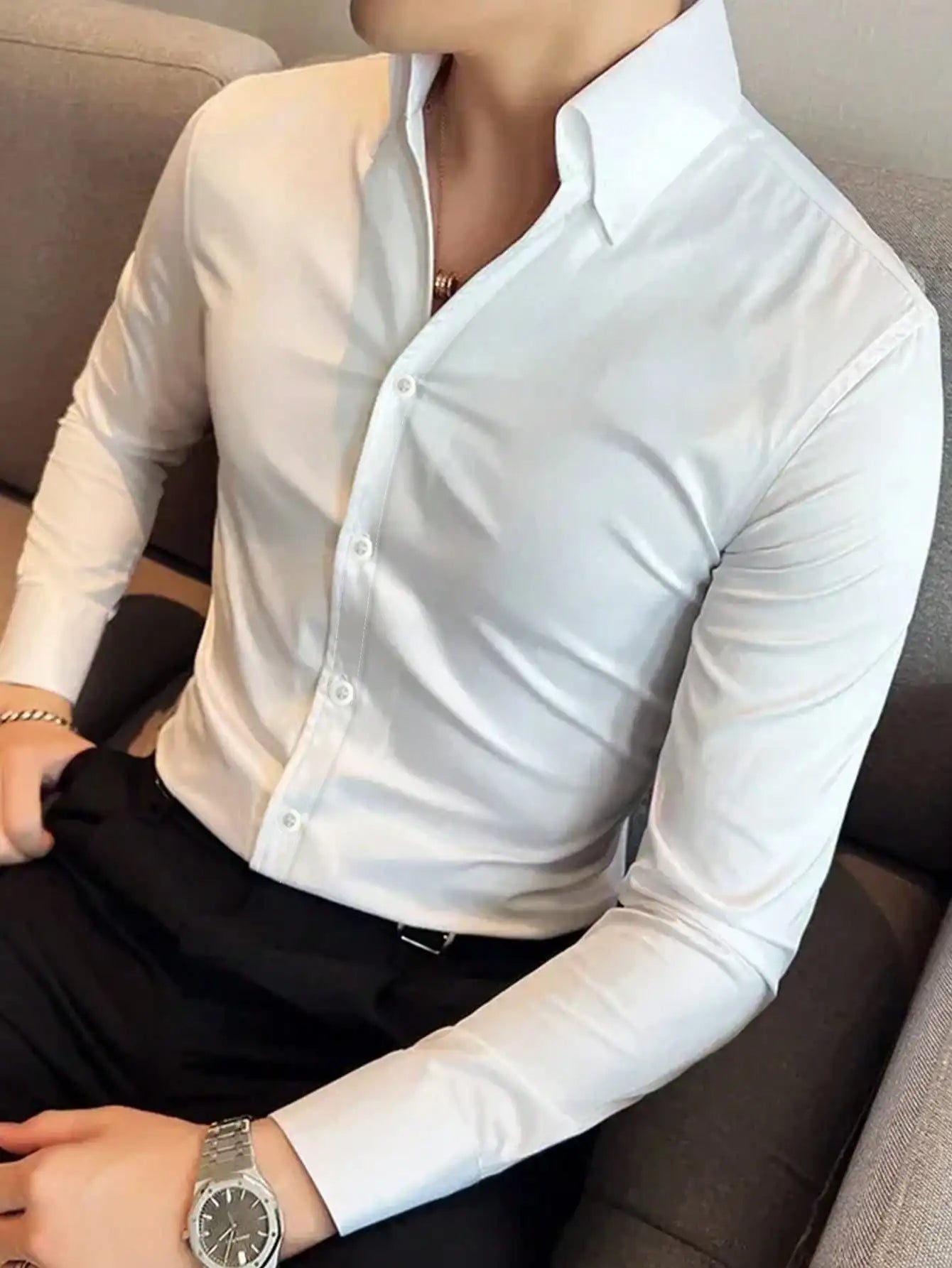 Men's Slim Fit Solid White Long Sleeve Button-Up Shirt for Business Casual Wear